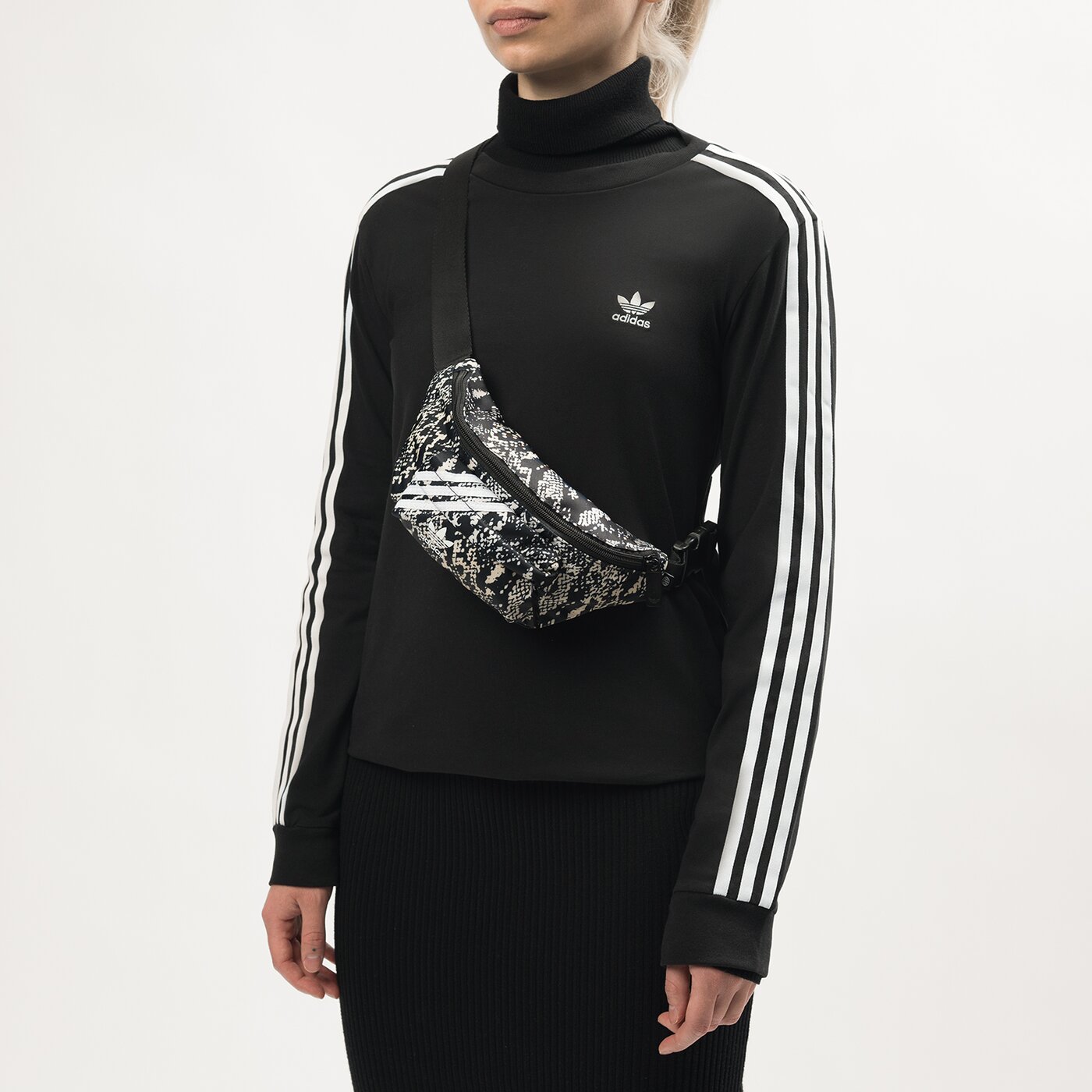 Дамска чанта за кръст ADIDAS ЧАНТА WAISTBAG ic8291 цвят многоцветен