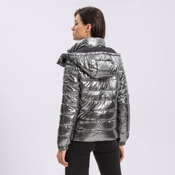 Дамско зимно яке GUESS ЯКЕ FIORENZA JACKET w1bl00web40slvr цвят сребърен