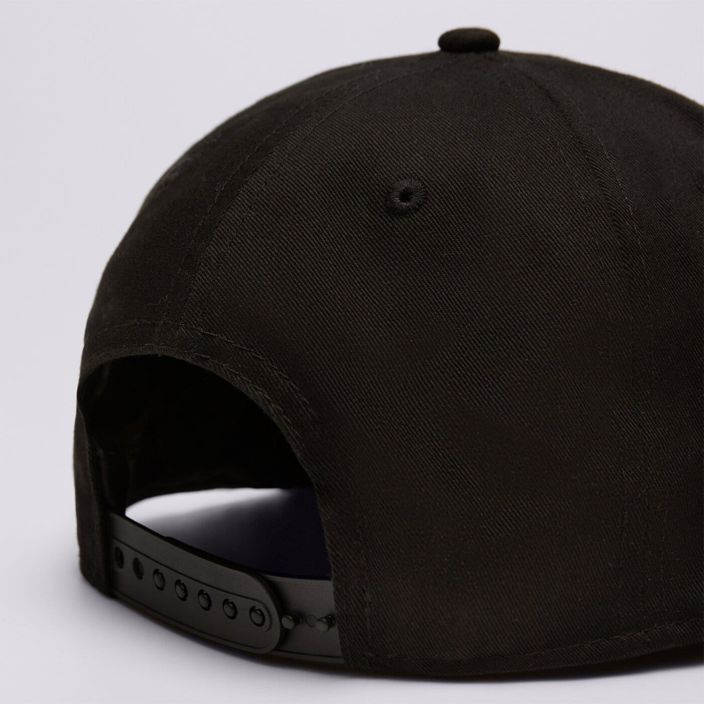 Дамска шапка с козирка NEW ERA MLB NEW YORK YANKEES 9FIFTY SNAPBACK CAP BASIC 9FIFT 11180833 цвят черен