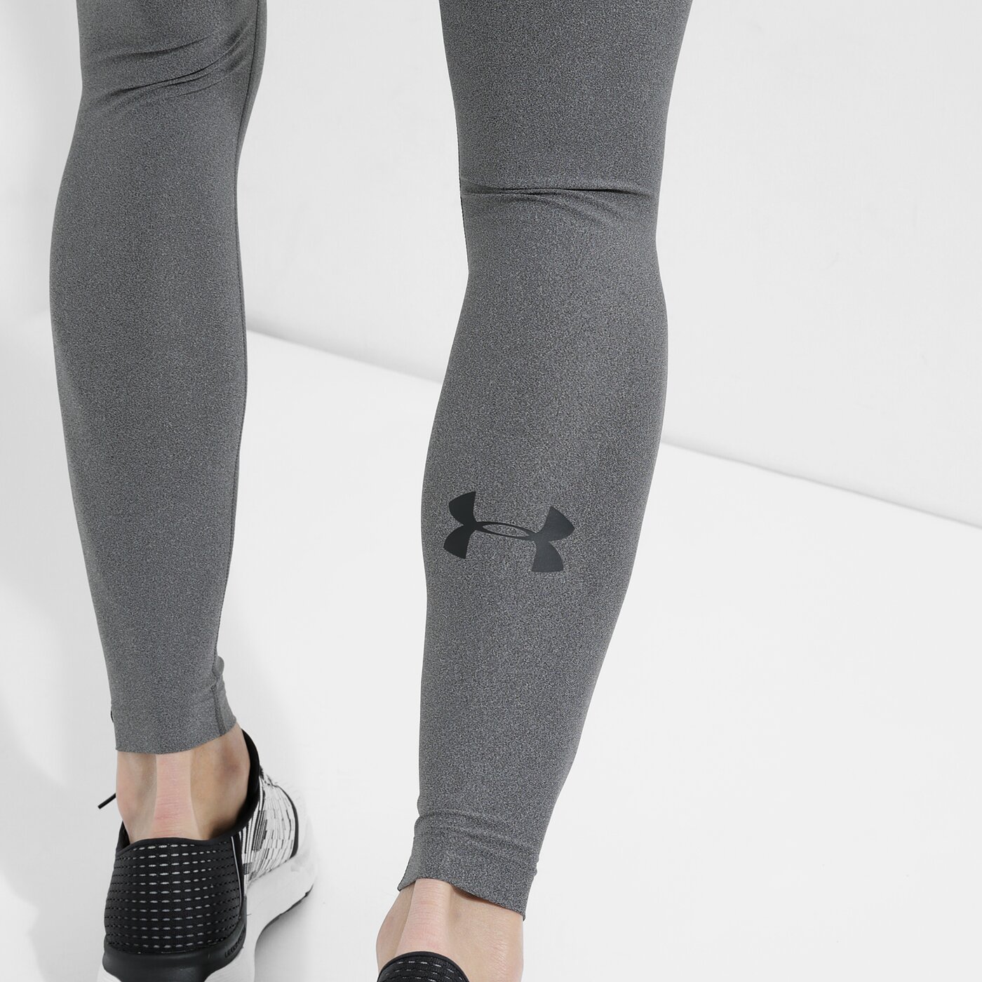 Мъжки панталони UNDER ARMOUR КЛИН HG ARMOUR 2.0 LEGGING 1289577090 цвят сив