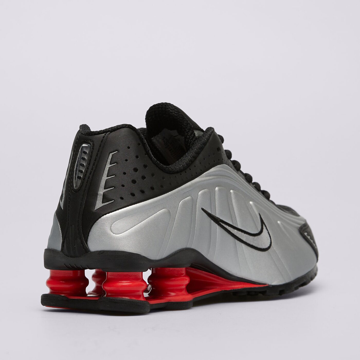 Дамски маратонки NIKE W SHOX R4 ar3565-011 цвят черен