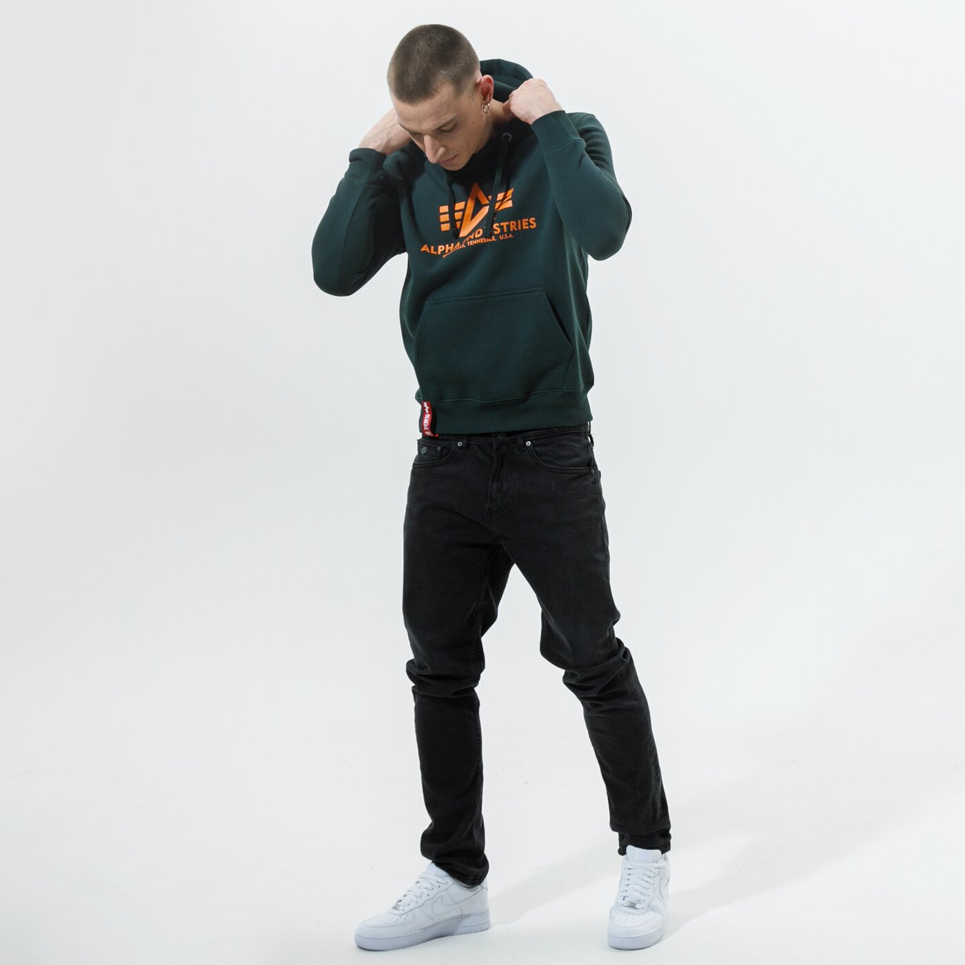 Мъжки суичър ALPHA INDUSTRIES СУИТЧЪР С КАЧУЛКА BASIC HOODY 178312-353 цвят зелен