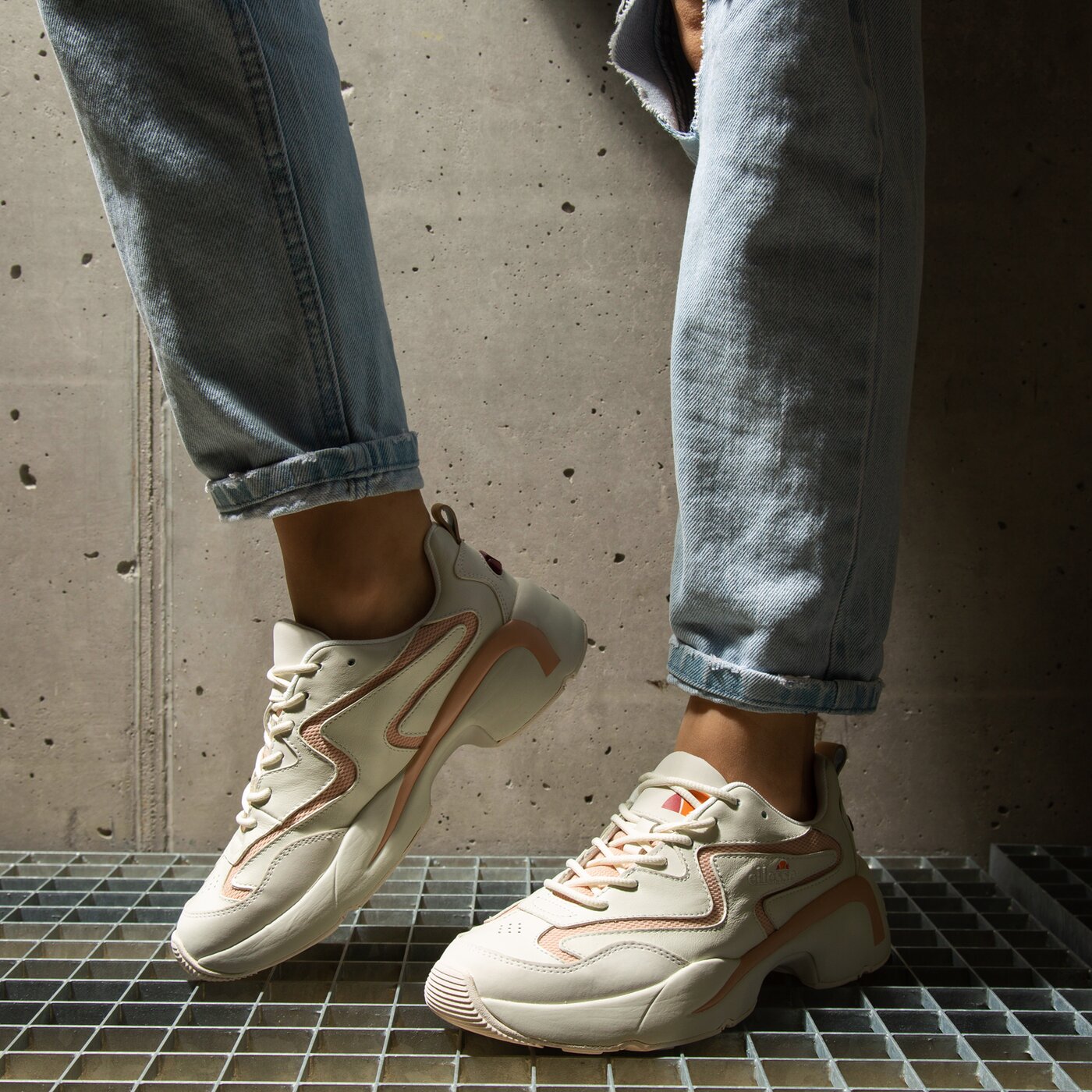 Дамски маратонки ELLESSE INDUS 613589 цвят бял