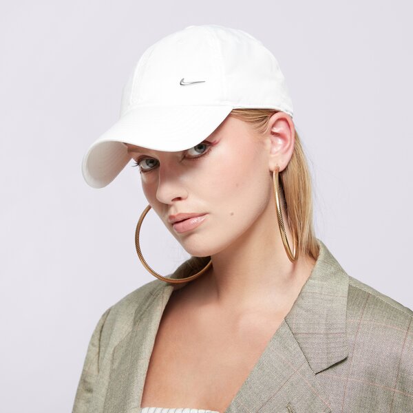 Дамска шапка с козирка NIKE ШАПКА U NK DF CLUB CAP U CB MTSWSH L fb5372-100 цвят бял