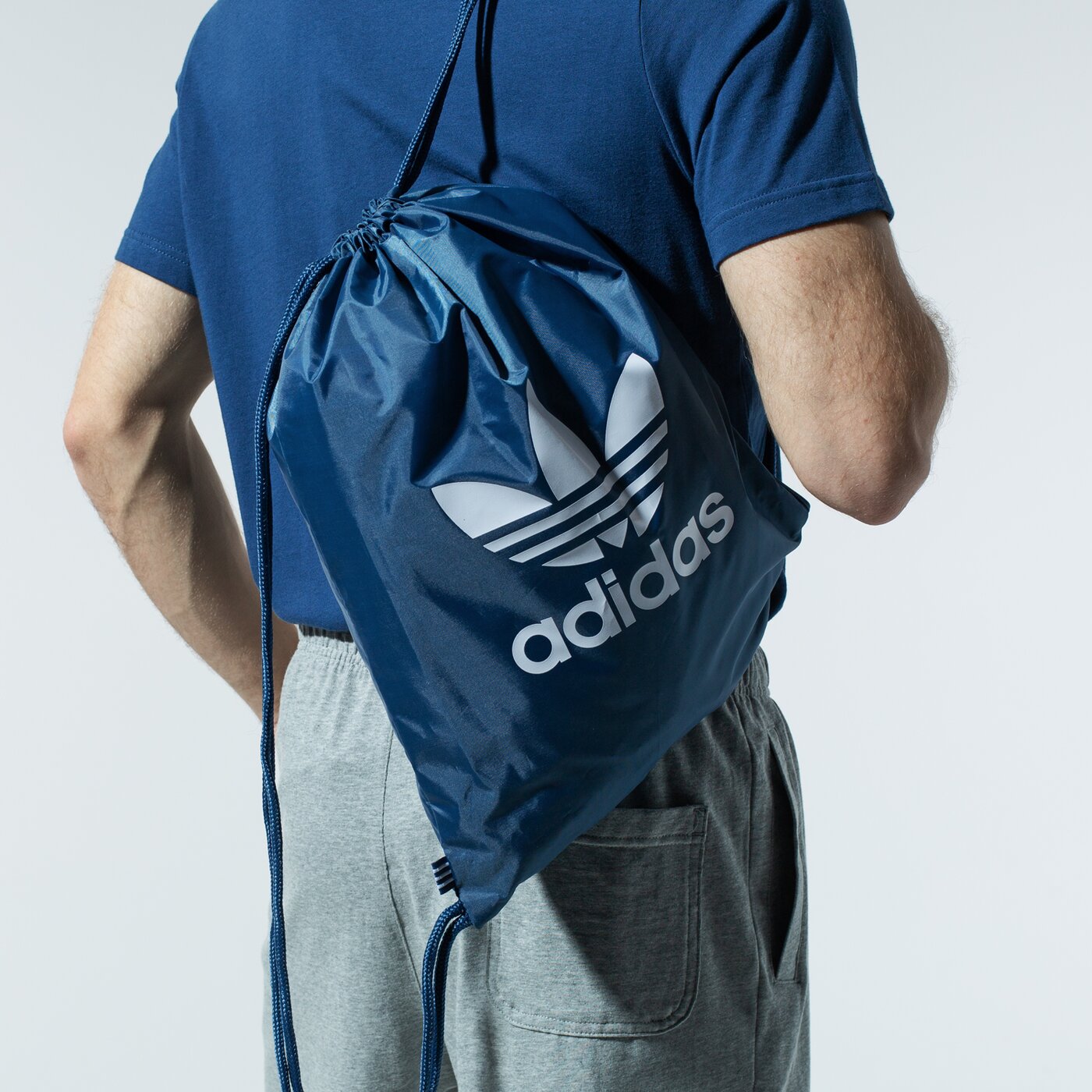 Детска мешка ADIDAS МЕШКА GYMSACK TREFOIL fl9662 цвят тъмносин