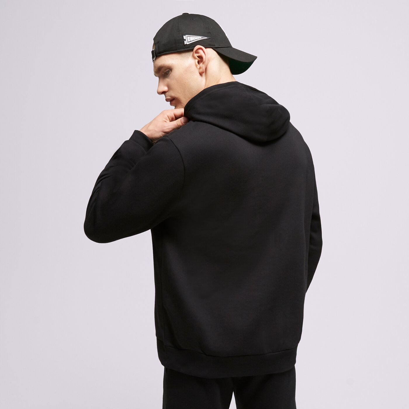 Мъжки суичър NEW ERA СУИТЧЪР С КАЧУЛКА NE ESSENTLS NONE 60416735 цвят черен