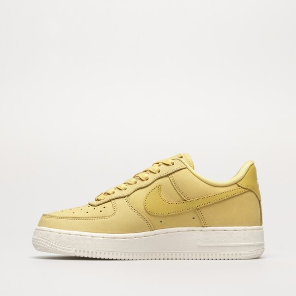 Дамски маратонки NIKE AIR FORCE 1 '07 PRM dr9503-700 цвят жълт