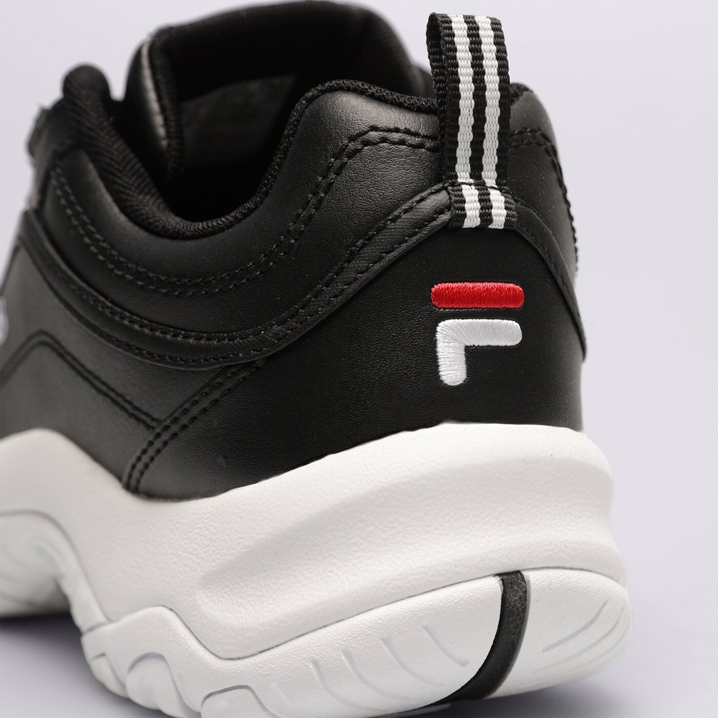 Дамски маратонки FILA STRADA LOW WMN 5cm02143014 цвят черен