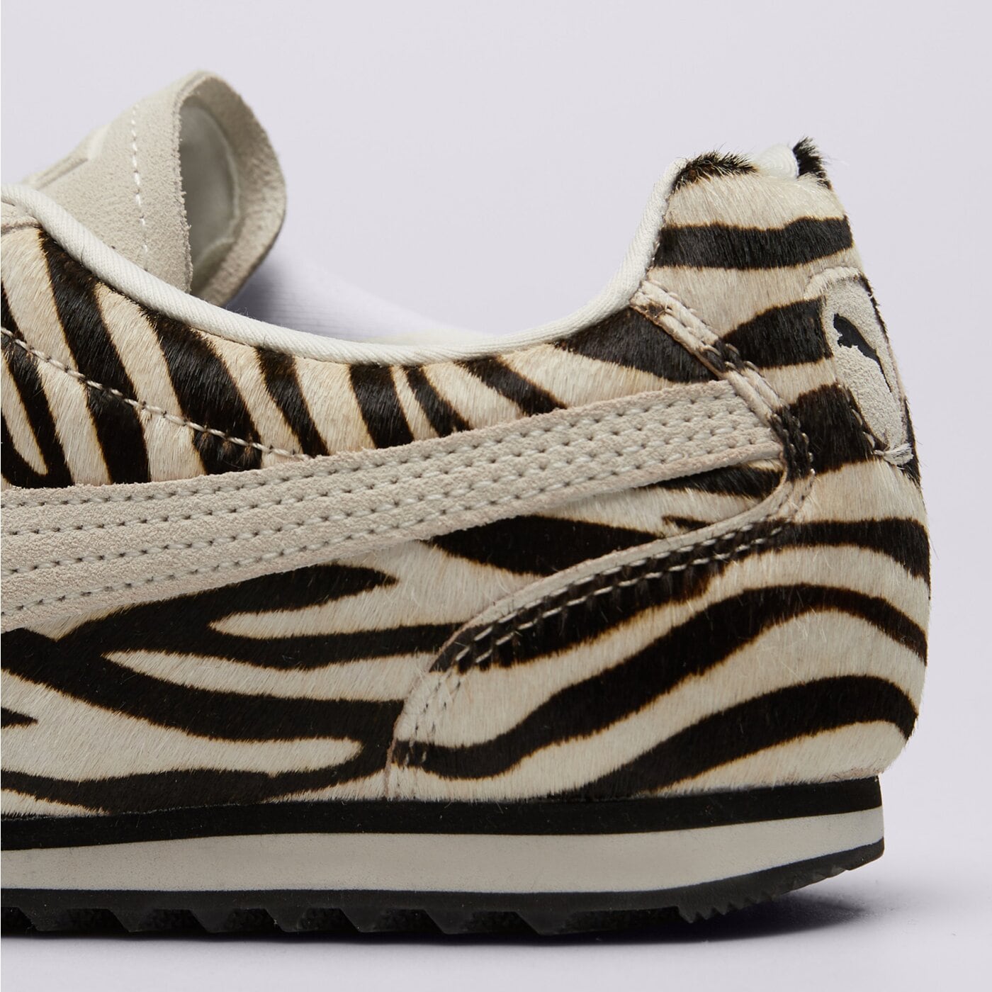 Дамски маратонки PUMA ARIZONA ZEBRA WNS 40439801 цвят кремав
