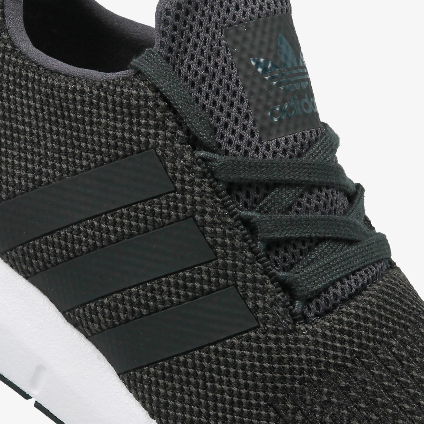 Мъжки маратонки ADIDAS SWIFT RUN cq2114 цвят черен