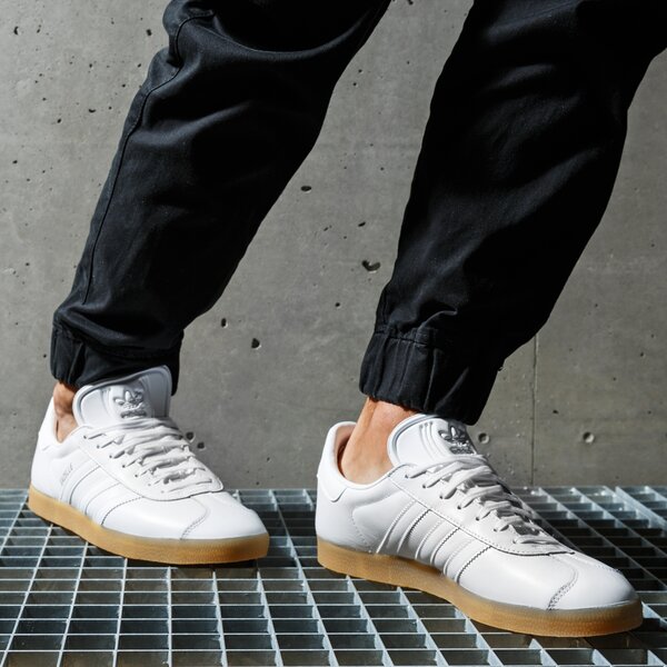 Мъжки маратонки ADIDAS GAZELLE  bd7479 цвят бял