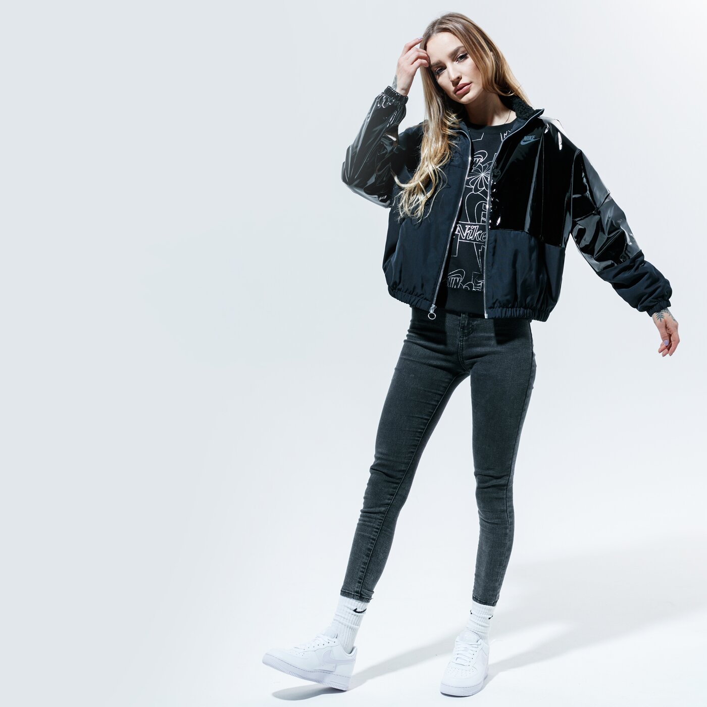 Дамски суичър NIKE СУИТЧЪР W NSW ICN CLSH FLC AOP ТОП cz1868-010 цвят черен