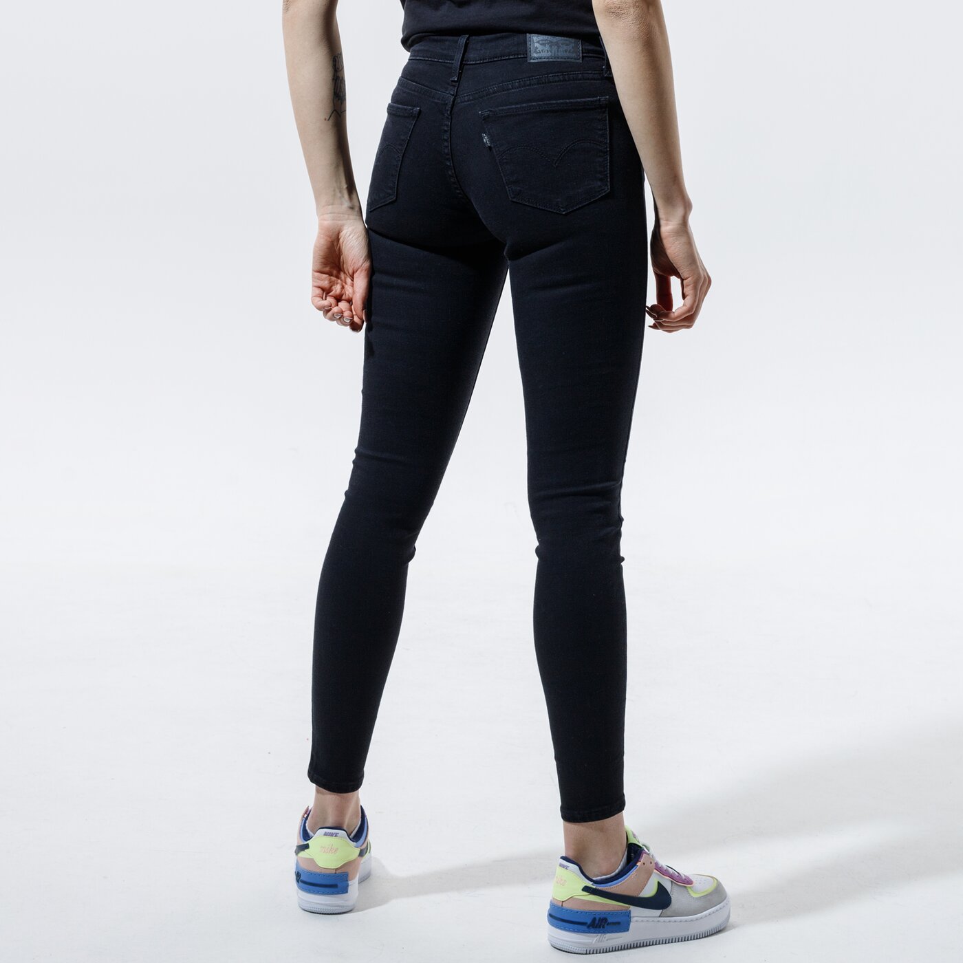 Дамски панталони LEVI'S 710 SUPER SKINNY JEANS  17778-0421 цвят черен