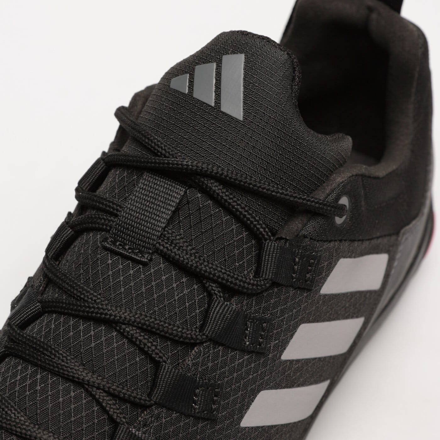 Мъжки зимни обувки ADIDAS TERREX SWIFT SOLO 2 ie6901 цвят черен