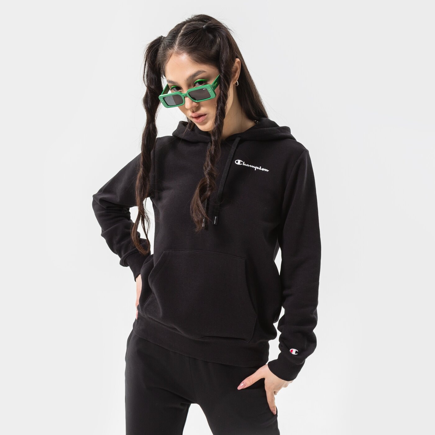 Дамски суичър CHAMPION СУИТЧЪР С КАЧУЛКА HOODED SWEATSHIRT 114859kk001 цвят черен