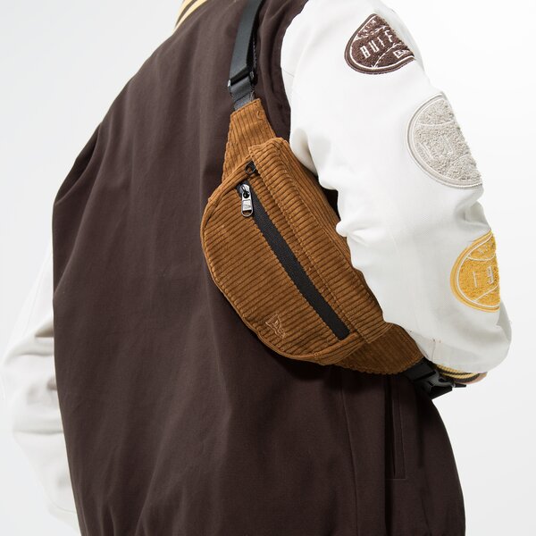 Дамска чанта за кръст NEW ERA ЧАНТА SMALL WAIST BAG NE TOF NEW ERA TOFTOF 60240077 цвят кафяв