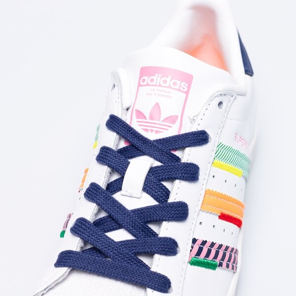 Дамски маратонки ADIDAS SUPERSTAR W  gw9783 цвят бял