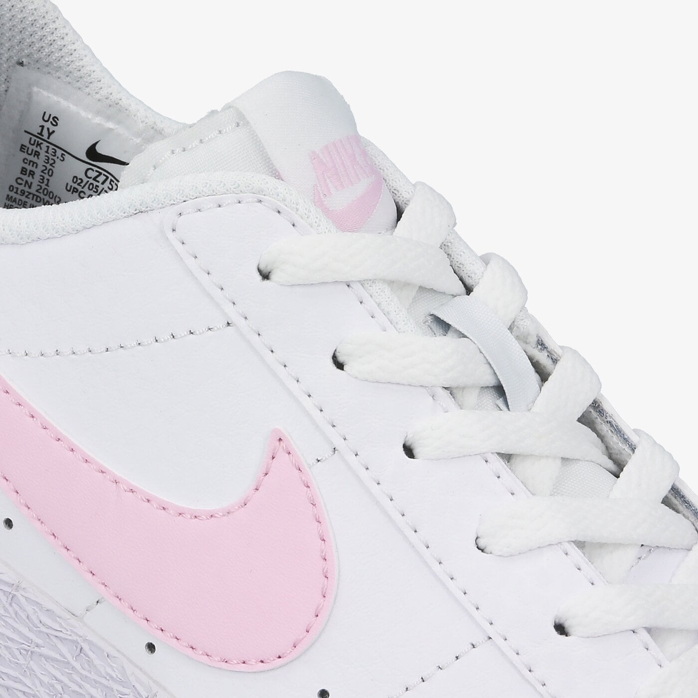 Детски маратонки NIKE BLAZER LOW cz7579-102 цвят бял