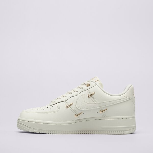 Дамски маратонки NIKE WMNS AIR FORCE 1 '07 LX CN fv3654-111 цвят бежов