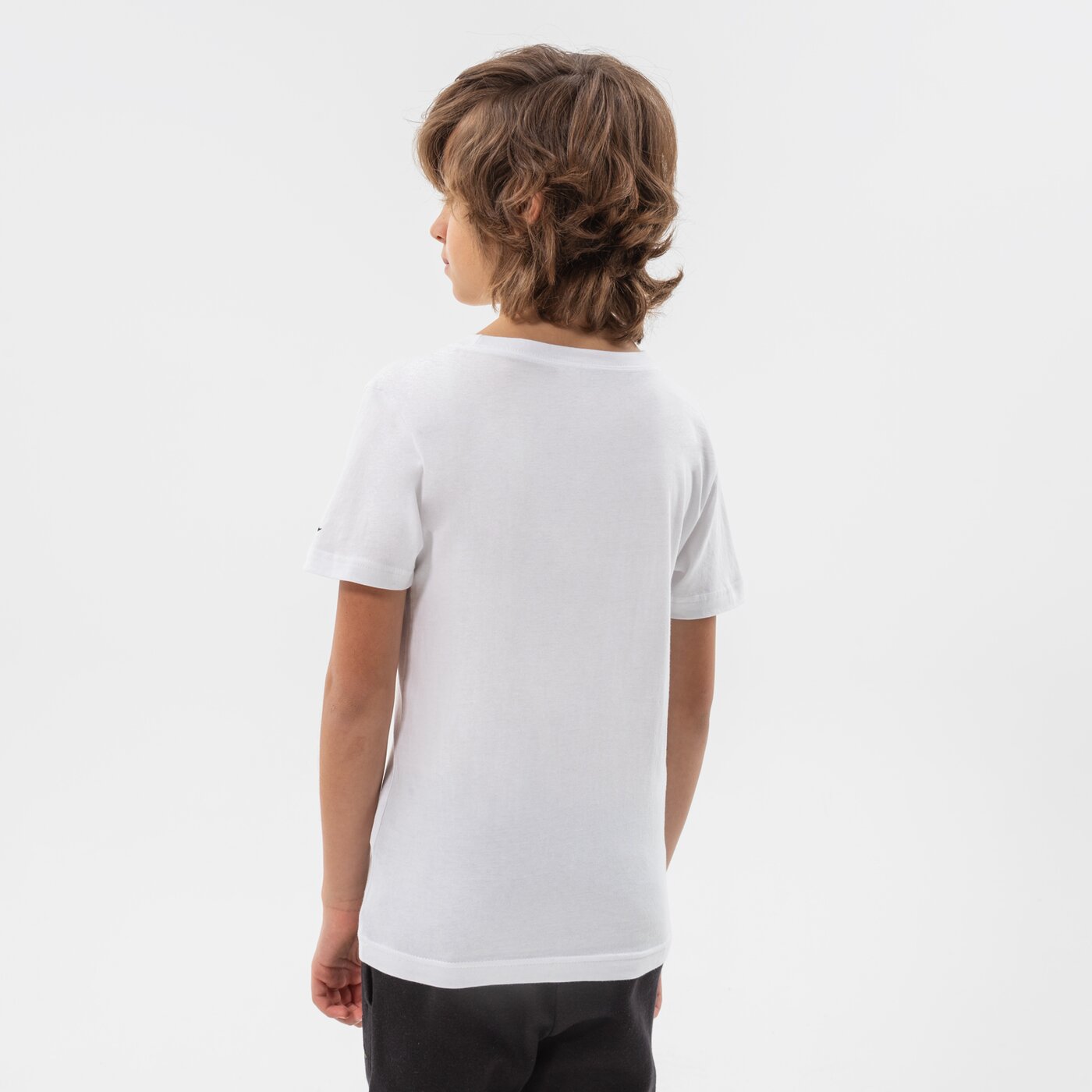 Детска тениска JORDAN ТЕНИСКА HOOP STYLE ТЕНИСКА JUNIOR BOY 95b231-001 цвят бял