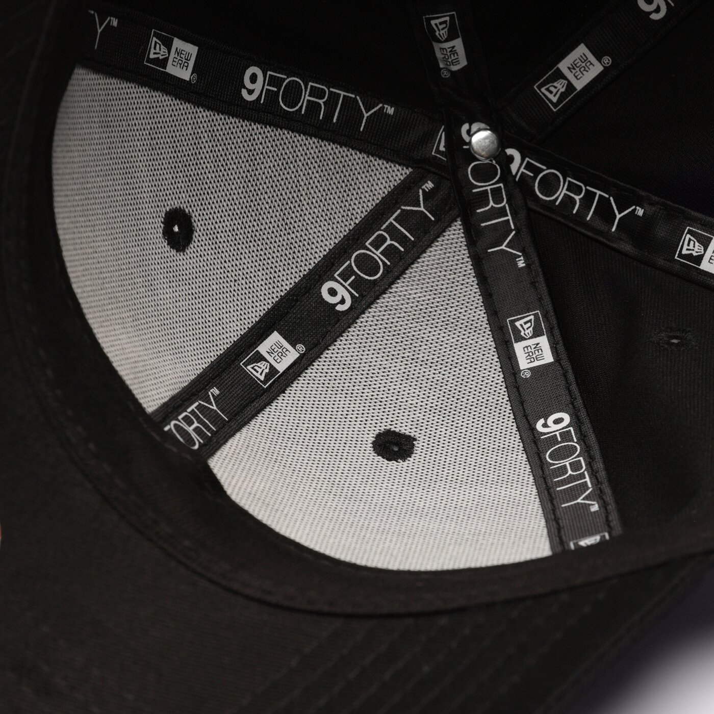 Мъжка шапка с козирка NEW ERA ШАПКА LE 940 NYY NEW YORK YANKEES 60364451 цвят черен