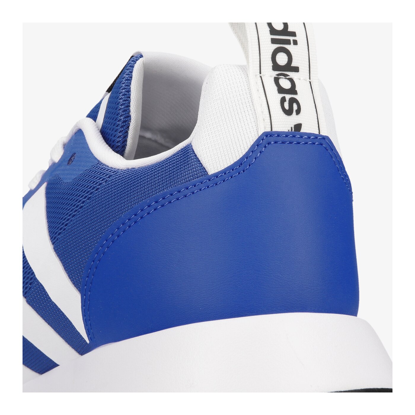 Мъжки маратонки ADIDAS MULTIX h04471 цвят син