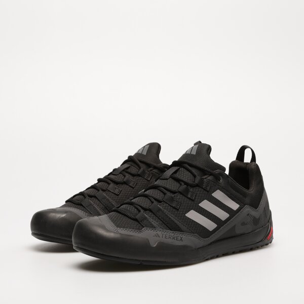 Мъжки зимни обувки ADIDAS TERREX SWIFT SOLO 2 ie6901 цвят черен