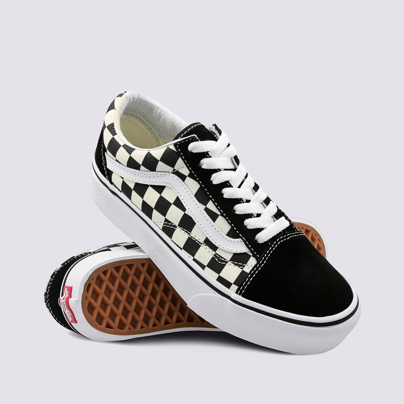 Дамски маратонки VANS OLD SKOOL PLATFORM OLD SKOOL vn0a3b3uhrk1 цвят черен