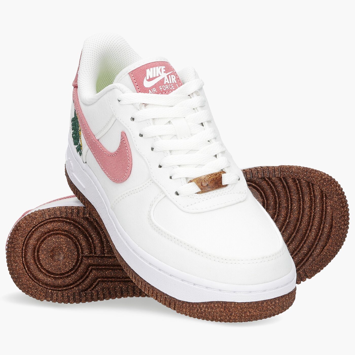 Дамски маратонки NIKE WMNS AIR FORCE 1 '07 SE cz0269-101 цвят бял