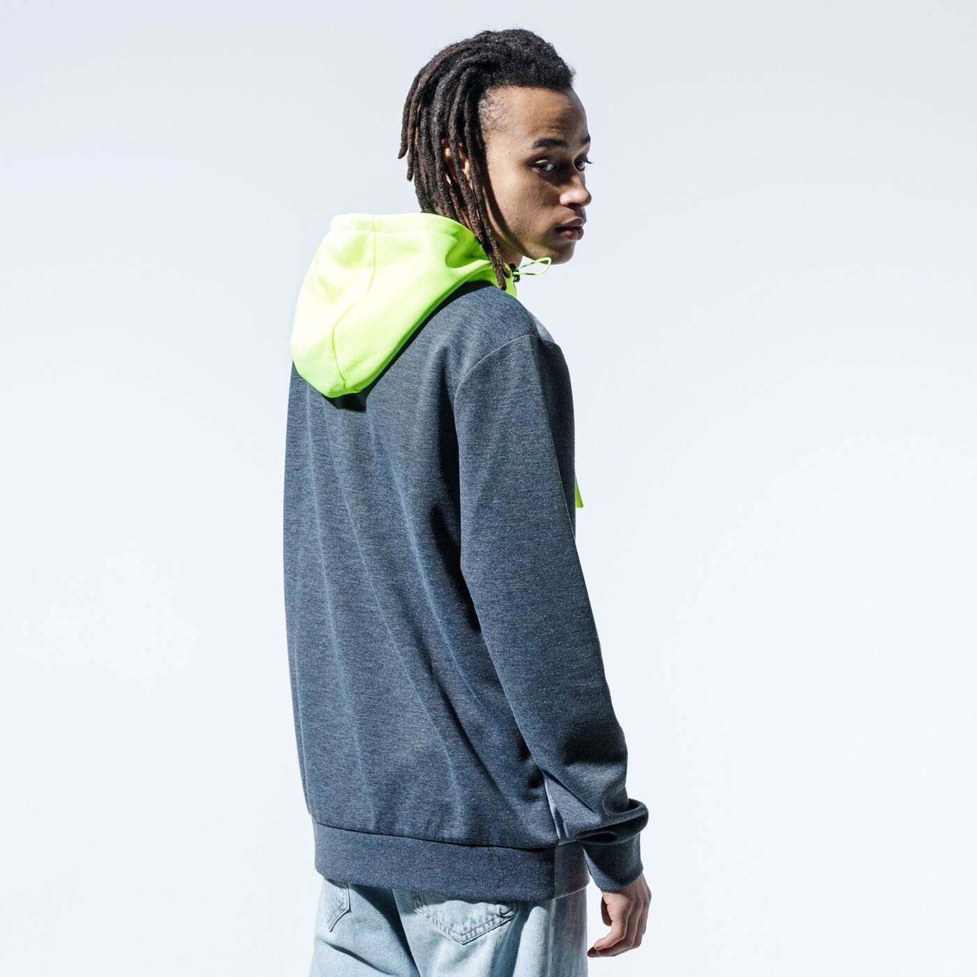 Мъжки суичър CONFRONT СУИТЧЪР С КАЧУЛКА MALIBU  cf120blm61001 цвят сив