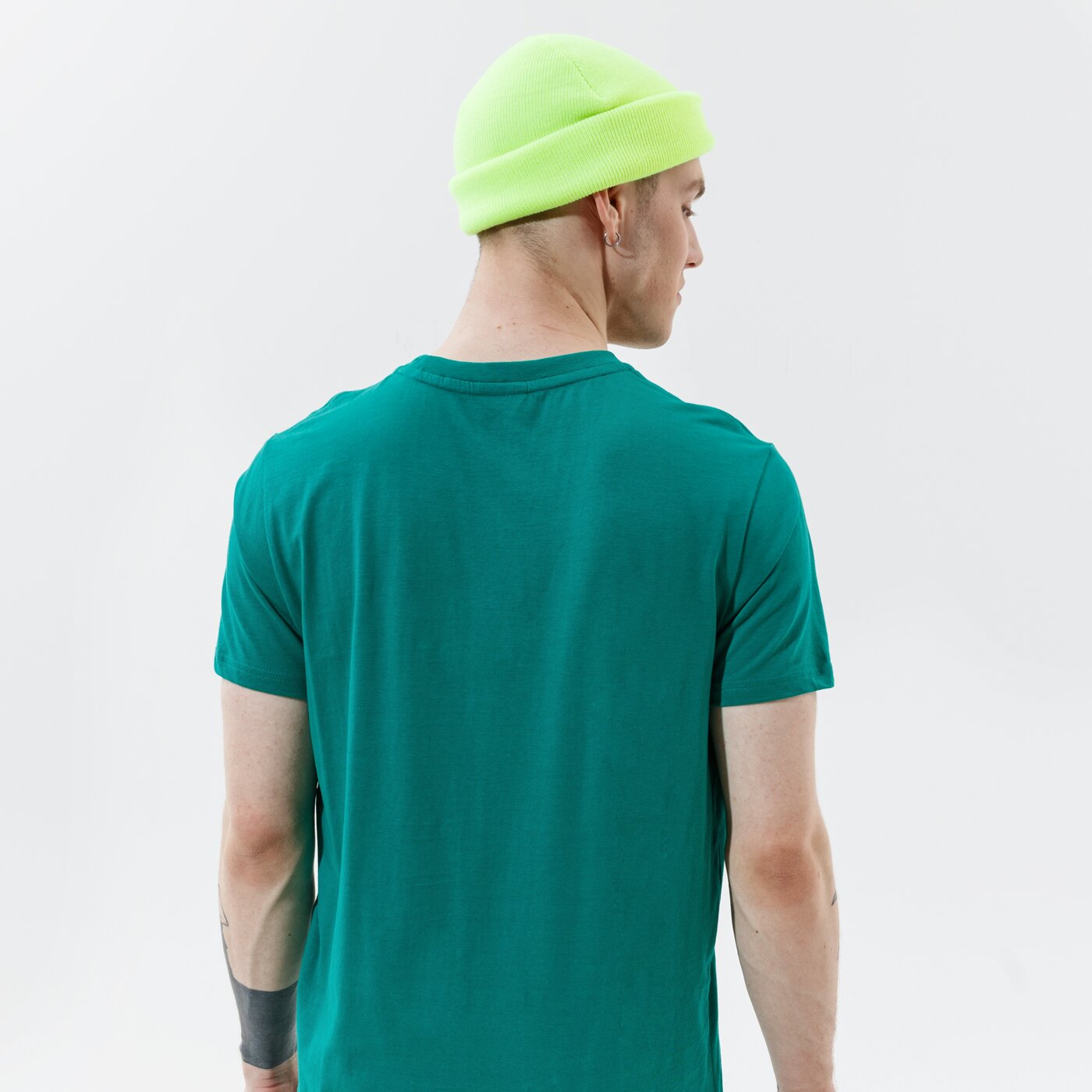 Мъжка тениска CHAMPION ТЕНИСКА CREWNECK ТЕНИСКА 214153gs040 цвят зелен