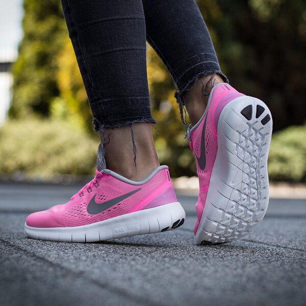 nike free run gs