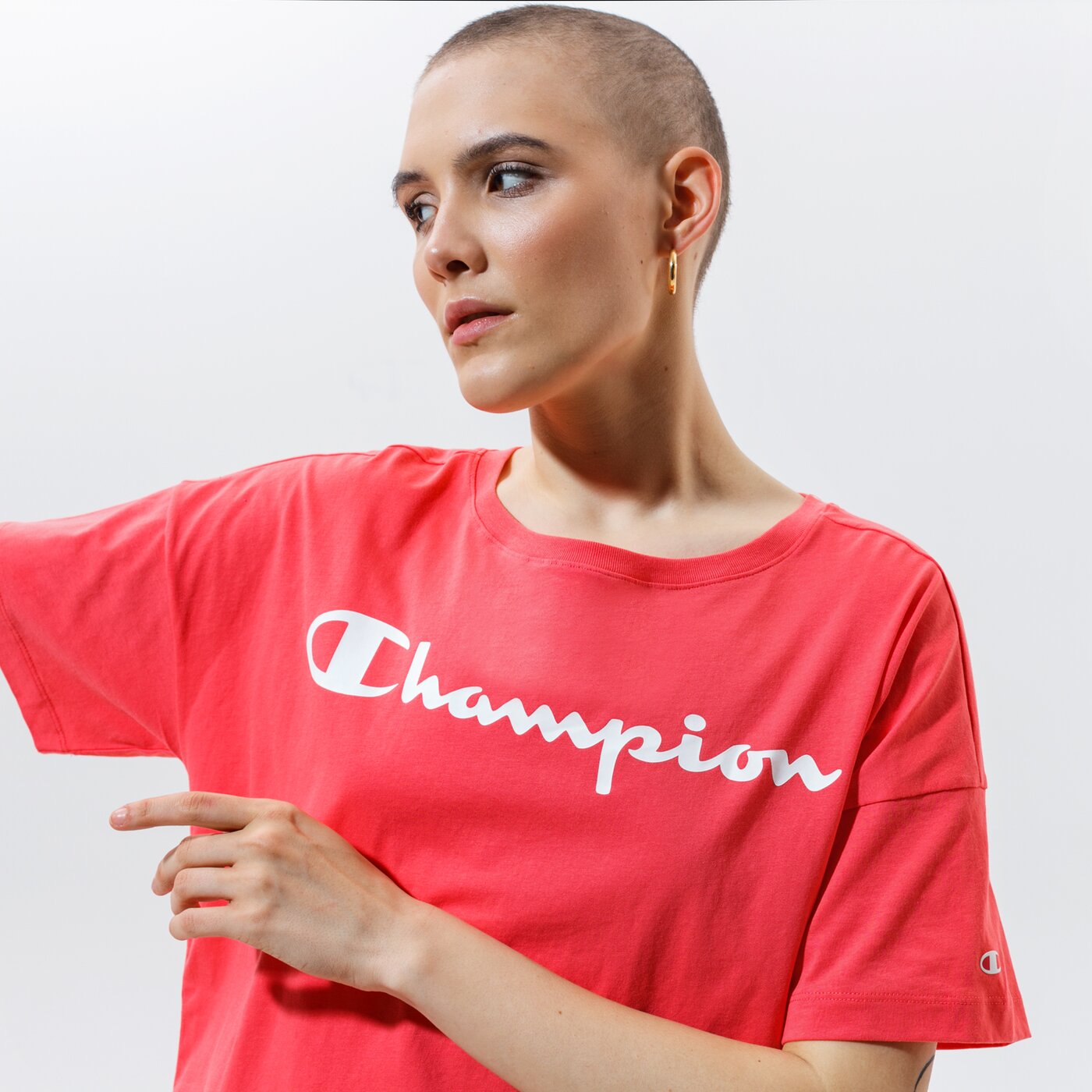 Дамска тениска CHAMPION ТЕНИСКА CREWNECK ТЕНИСКА 113970ps004 цвят коралов