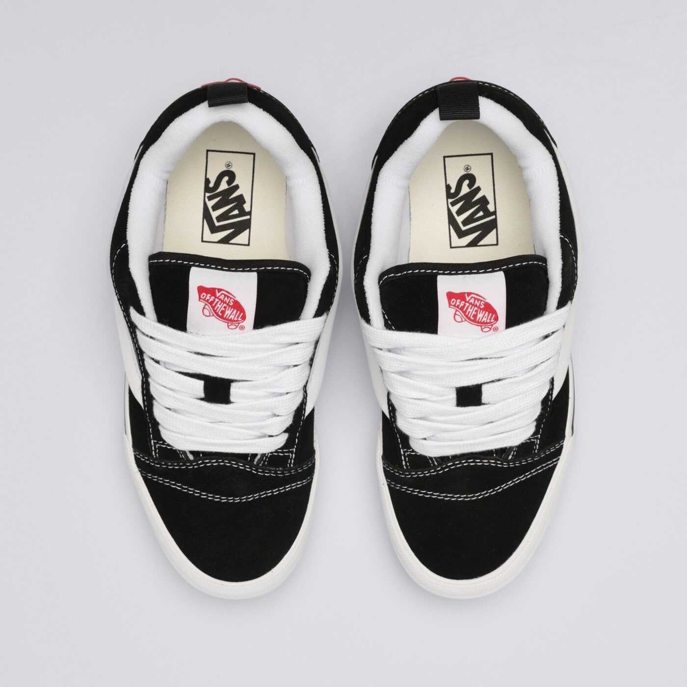 Дамски маратонки VANS KNU SKOOL  vn0009qc6bt1 цвят черен