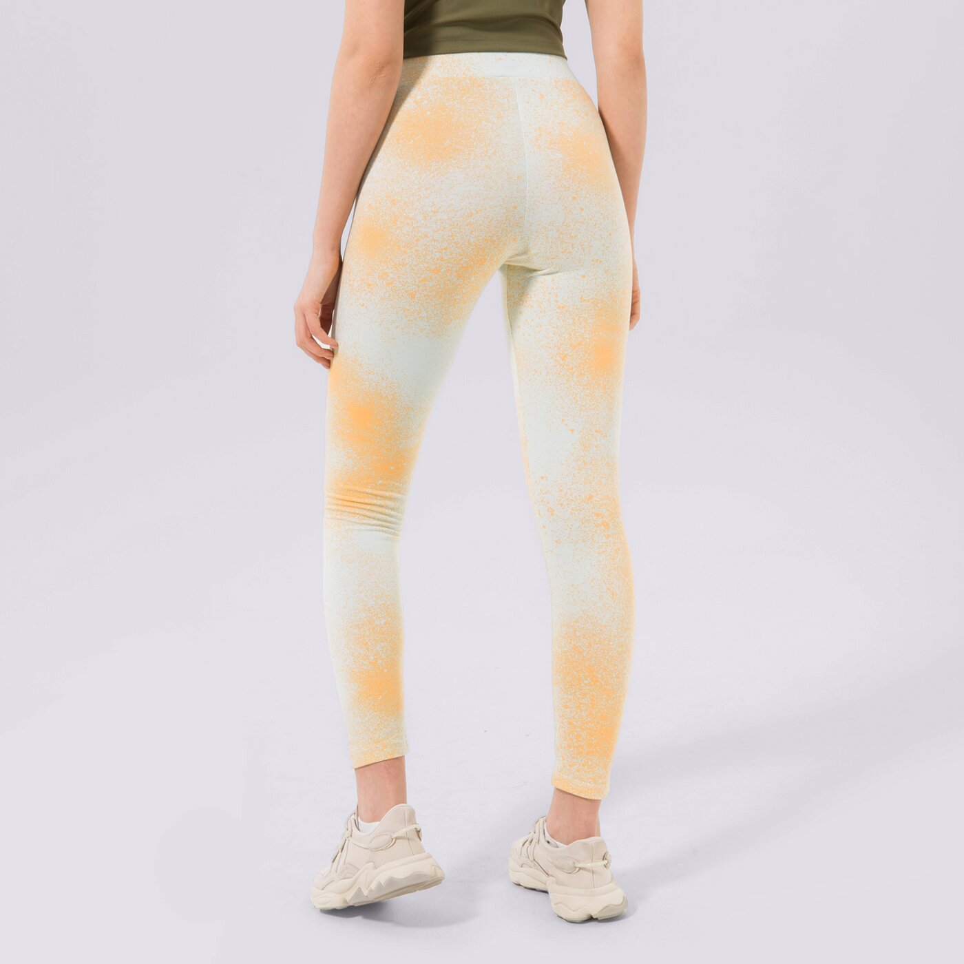 Дамски панталони ADIDAS КЛИН 7/8 КЛИН hl6618 цвят многоцветен