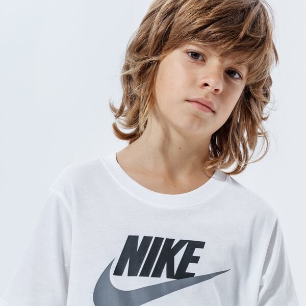 Детска тениска NIKE ТЕНИСКА SPORTSWEAR ar5252-103 цвят бял