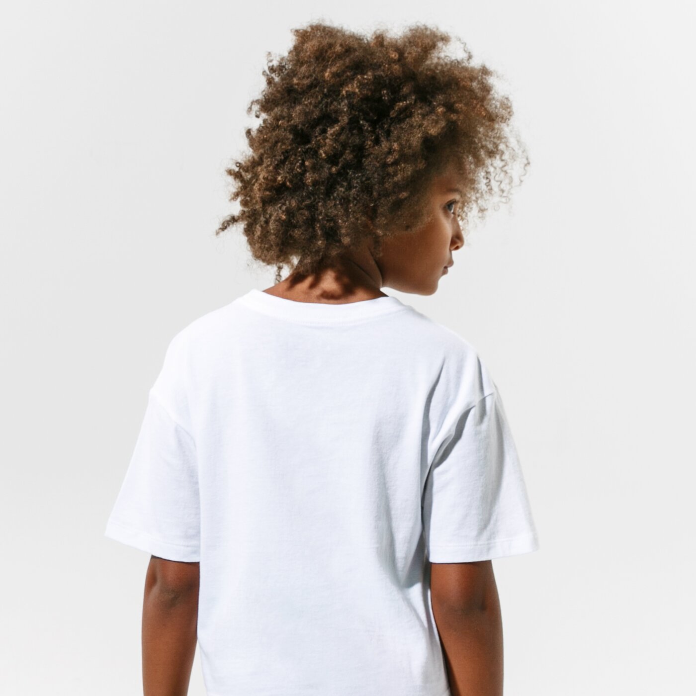 Детска тениска JORDAN ТЕНИСКА JDG SHORT SLEEVE GRAPHIC ТЕНИСКА GIRL 45a437-001 цвят бял