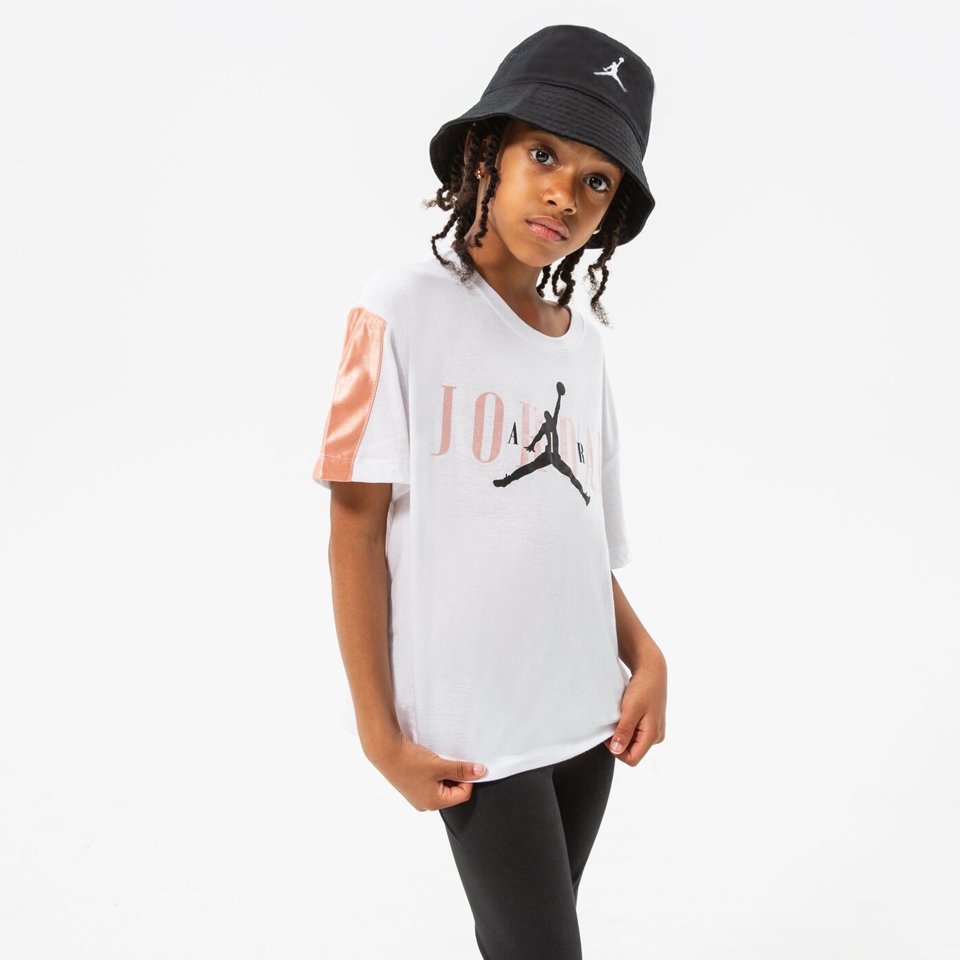 Детска тениска JORDAN ТЕНИСКА PINK SATIN GIRL 45b516-001 цвят бял