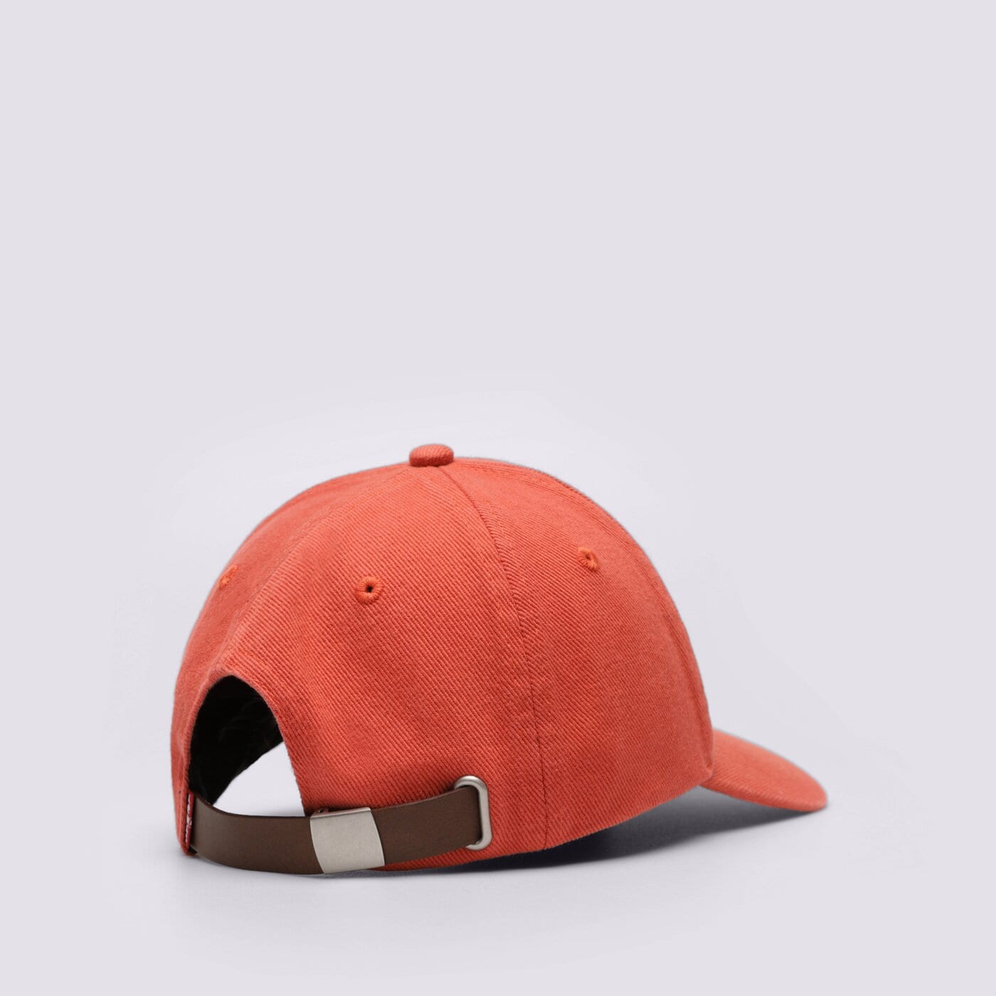 Дамска шапка с козирка LEVI'S ШАПКА ESSENTIAL CAP d75890006 цвят червен