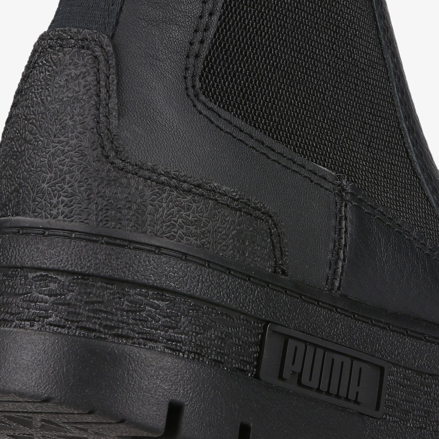 Дамски кежуал PUMA MAYZE CHELSEA INFUSE WN'S 38165101 цвят черен