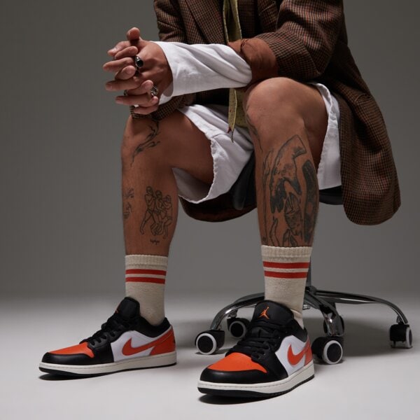 Мъжки маратонки AIR JORDAN 1 LOW  553558-081 цвят черен