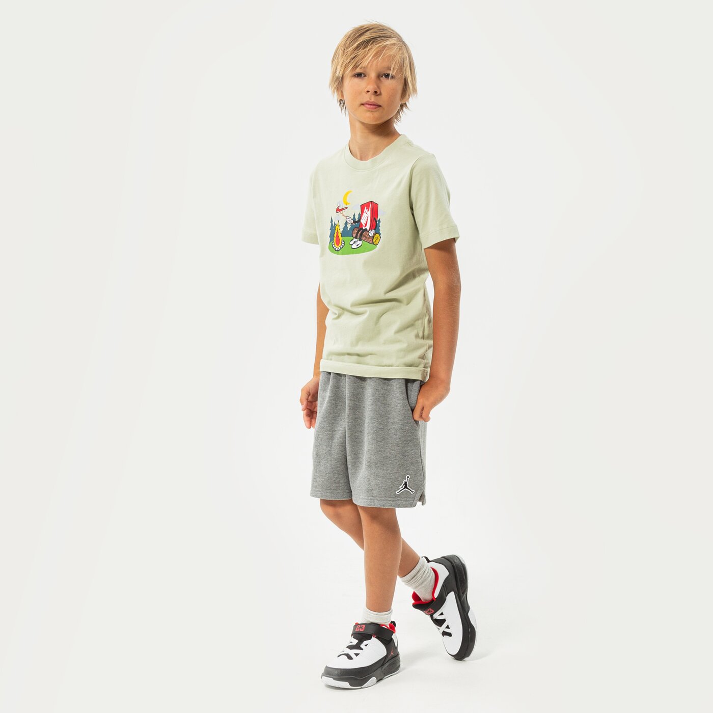  JORDAN ШОРТИ ESSENTIALS SHORT BOY 95a872-geh цвят сив