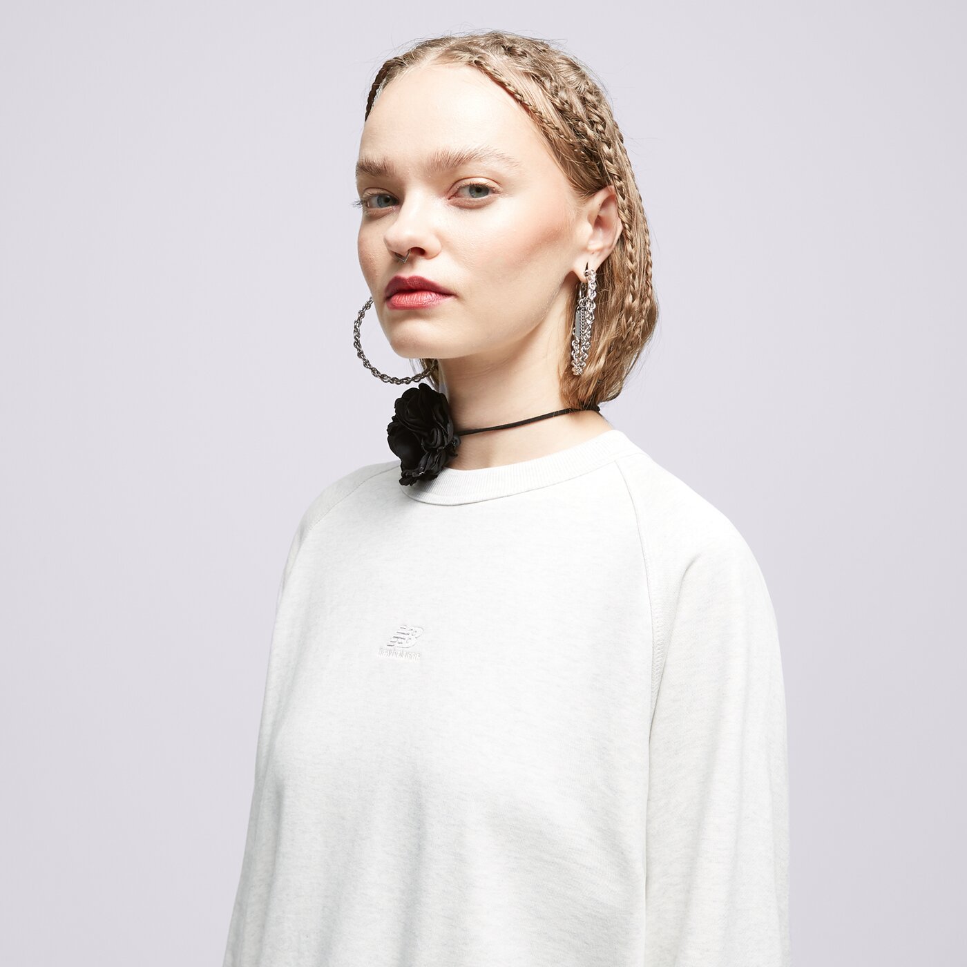 Дамски суичър NEW BALANCE СУИТЧЪР NB ATHLETICS FLEECE CREW wt31500sst цвят бежов