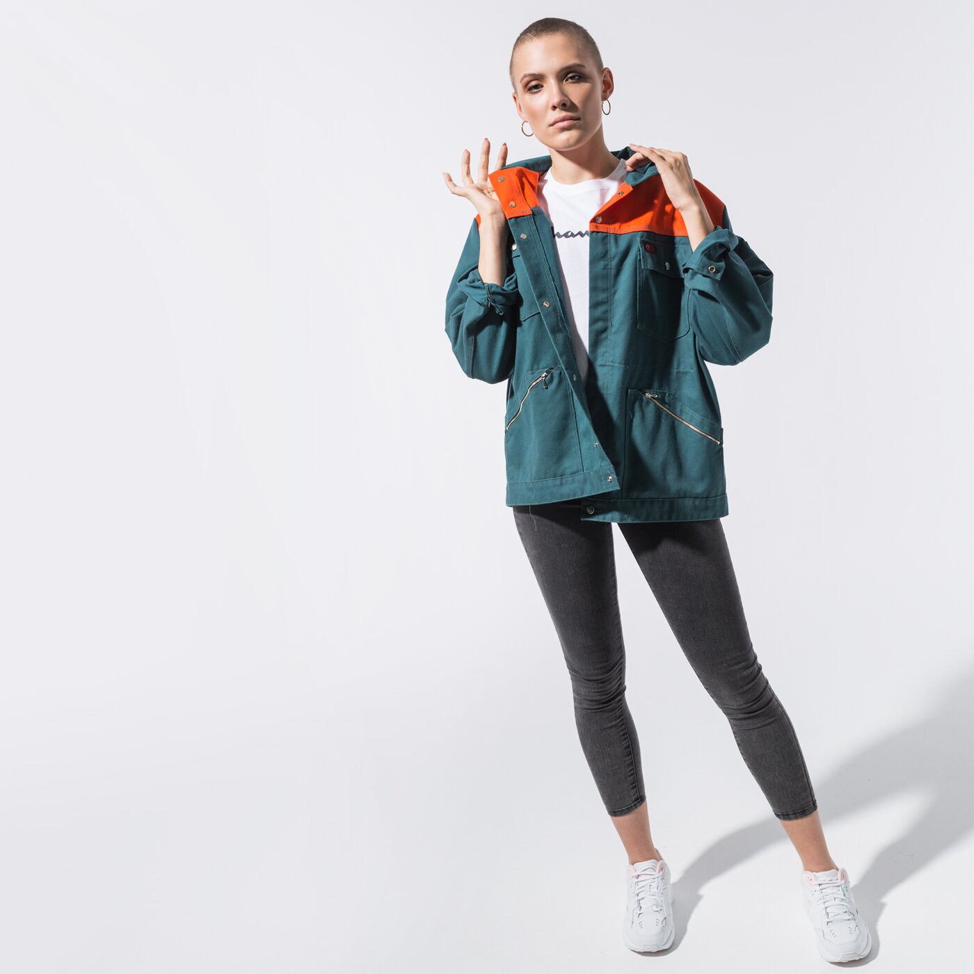 Дамска тениска CHAMPION ТЕНИСКА CREWNECK ТЕНИСКА 113223ww001 цвят бял