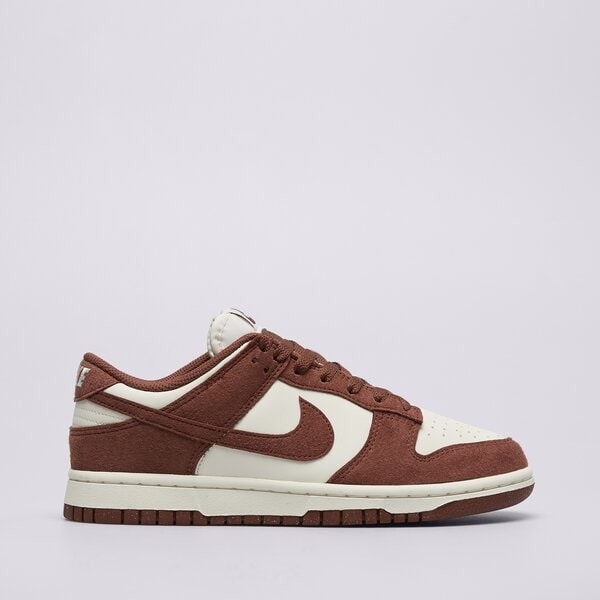 Дамски маратонки NIKE WMNS DUNK LOW hj7673-001 цвят бордо