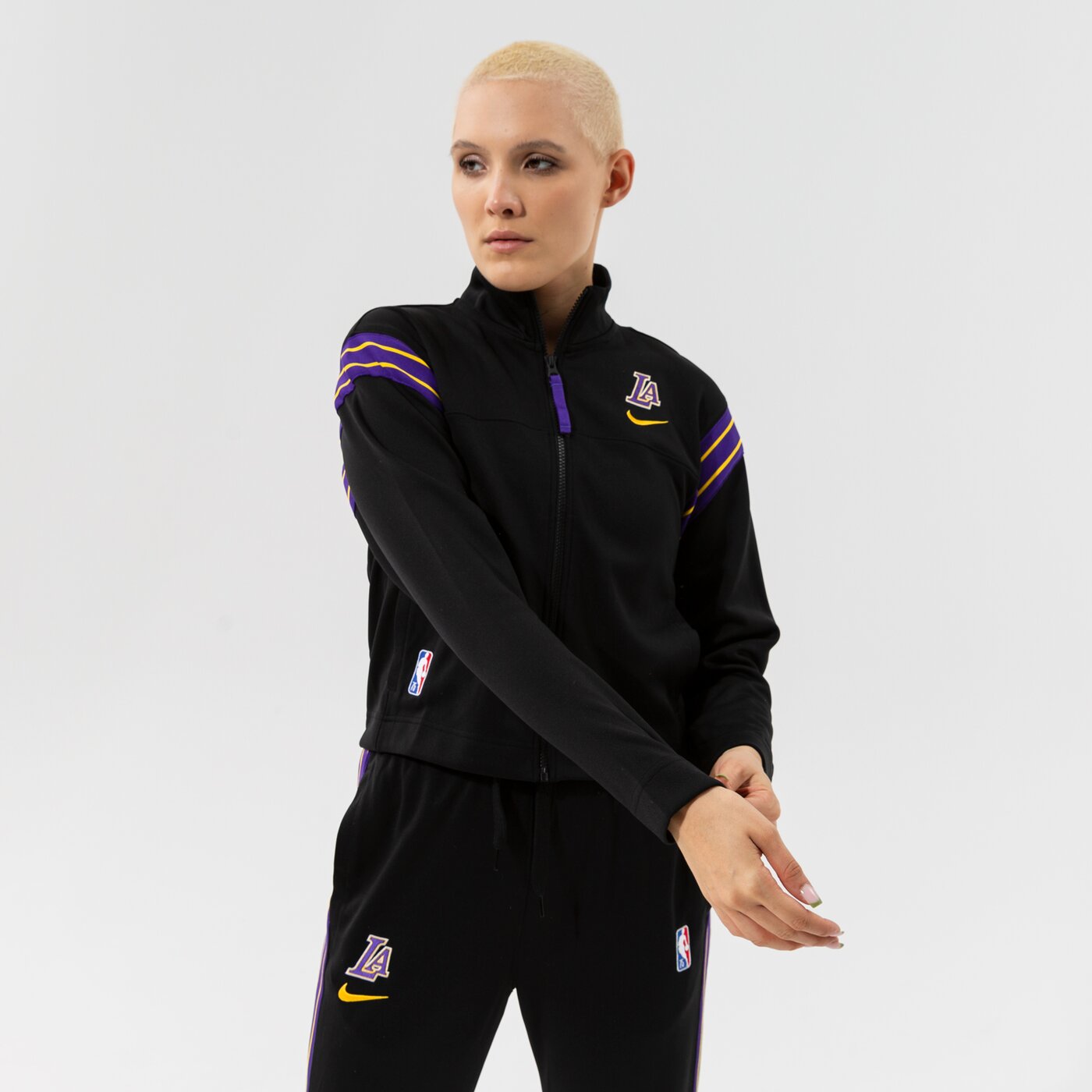 Дамско зимно яке NIKE ЯКЕ LAL W NK TRKST JKT CTS 75 NBA db1400-010 цвят черен