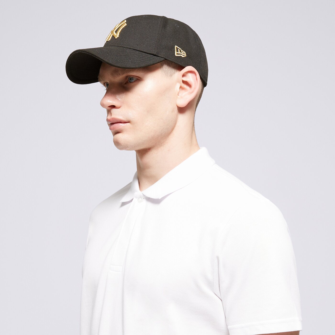 Мъжка тениска CONFRONT ТЕНИСКА ТИП ПОЛО CONFRONT cf124pom42001 цвят бял