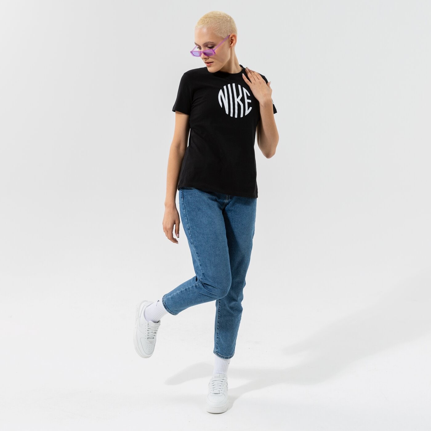 Дамска тениска NIKE ТЕНИСКА W NSW TEE ICON CLASH dj1816-010 цвят черен