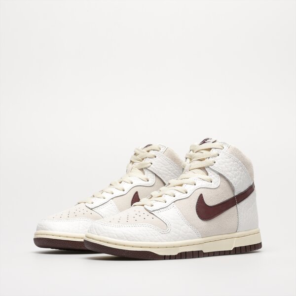 Дамски маратонки NIKE DUNK HIGH  fb8482-100 цвят бял