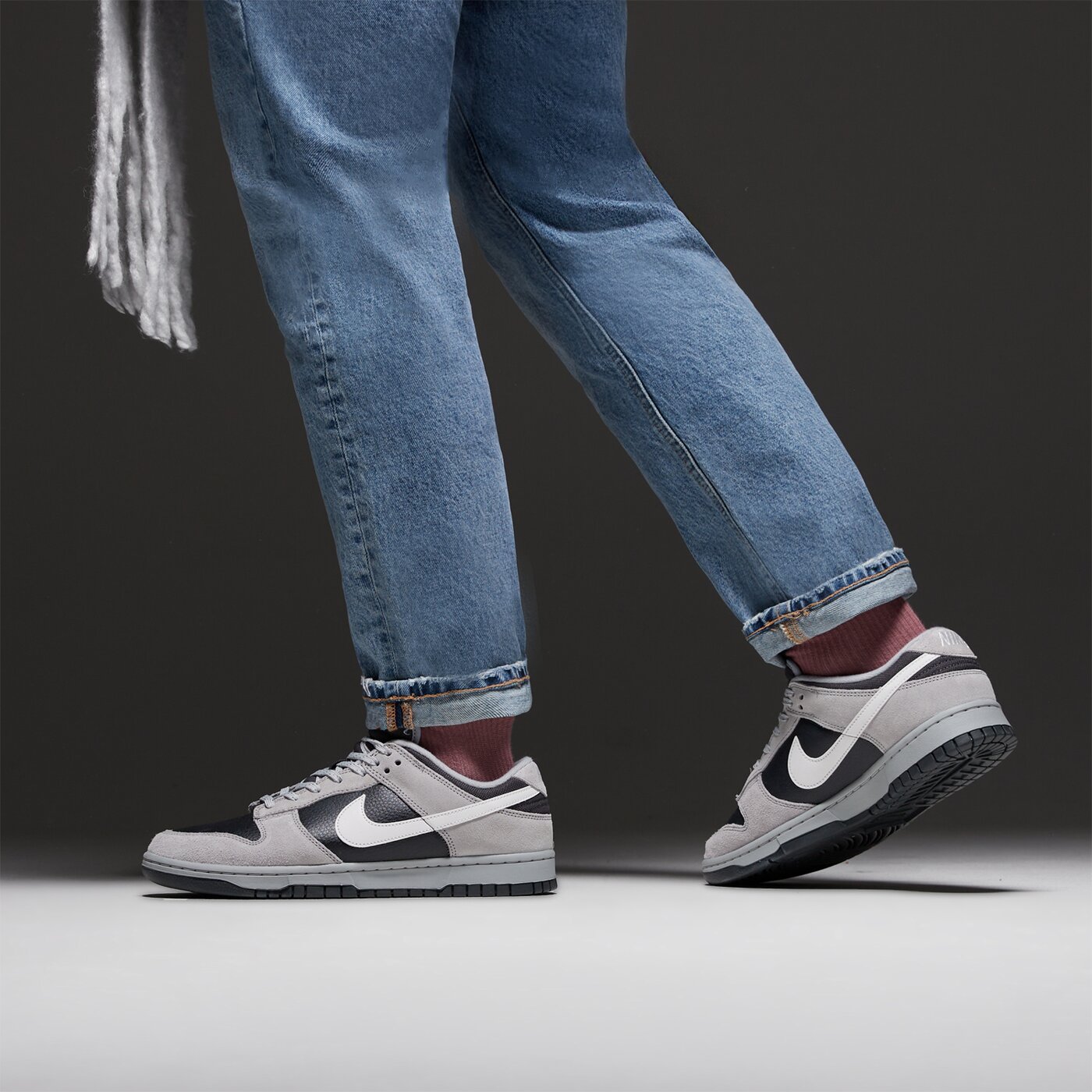 Мъжки маратонки NIKE DUNK LOW hv2532-001 цвят сив